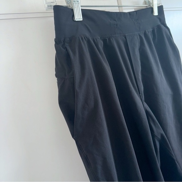 Lululemon T.H.E. Short 9" Linerless Black Sz Small - Picture 4 of 11